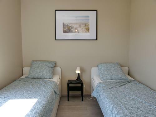 Maison Neuve Lumineuse Avec Jardin, Parking Priv�