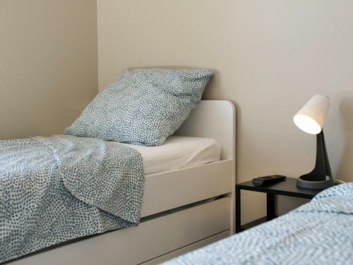 Maison Neuve Lumineuse Avec Jardin, Parking Priv�