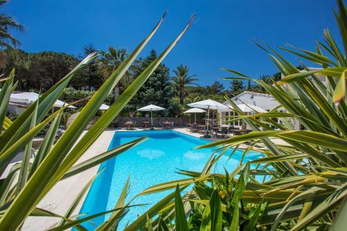 Hotel La Bastide Des Salins