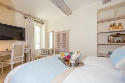 Hotel La Bastide Des Salins