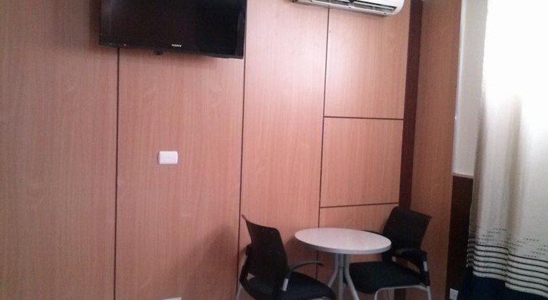 Hotel Roma Plaza