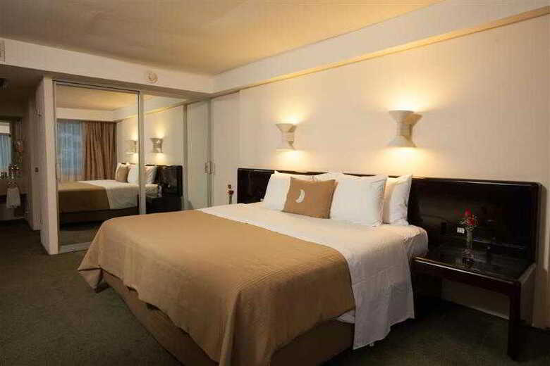 Hotel Fiesta Inn Morelia