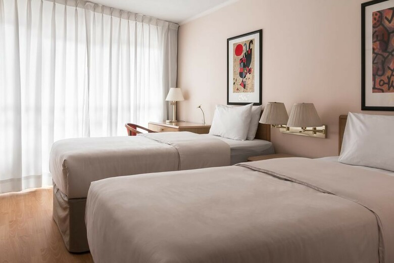 Hotel Days Inn Montevideo