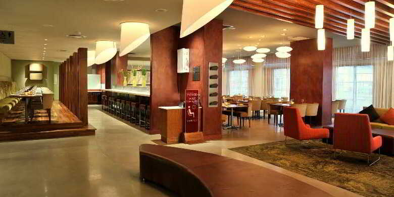 Hotel Protea Victoria Junction