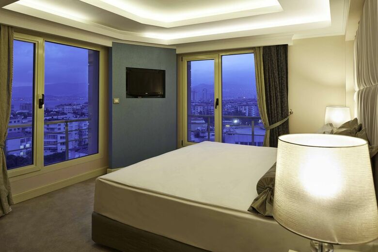 Hotel Doubletree By Hilton Izmir - Alsancak
