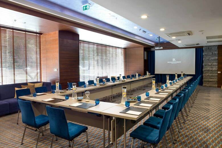 Renaissance Izmir Hotel