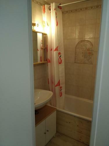 Apartamento Studio De Charme � Samo�ns Les Espaces