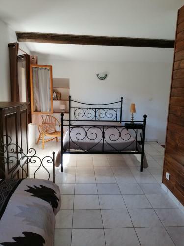 Sarrola-carcopino G�te En Pierre