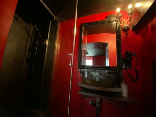 Hotel Le R�ve D?une Nuit Suite Myst�rieuse