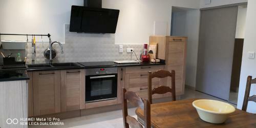 Apartamento Charmant Appartement En Rez de Jardin