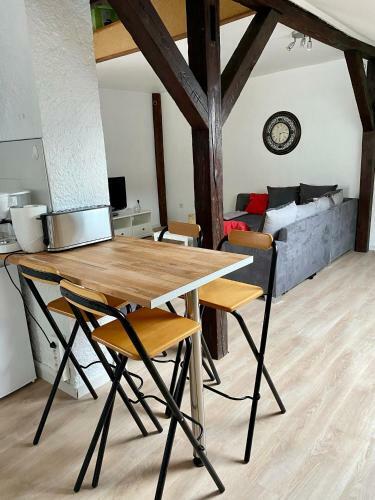 Apartamento Authentic Loft - 10 Min To The City Center