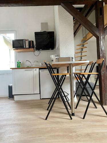 Apartamento Authentic Loft - 10 Min To The City Center