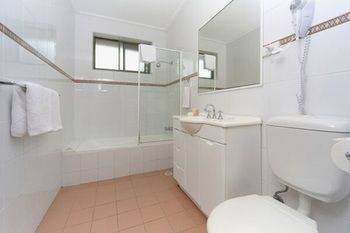 North Parramatta Serviced Apartments - Bellevue Street