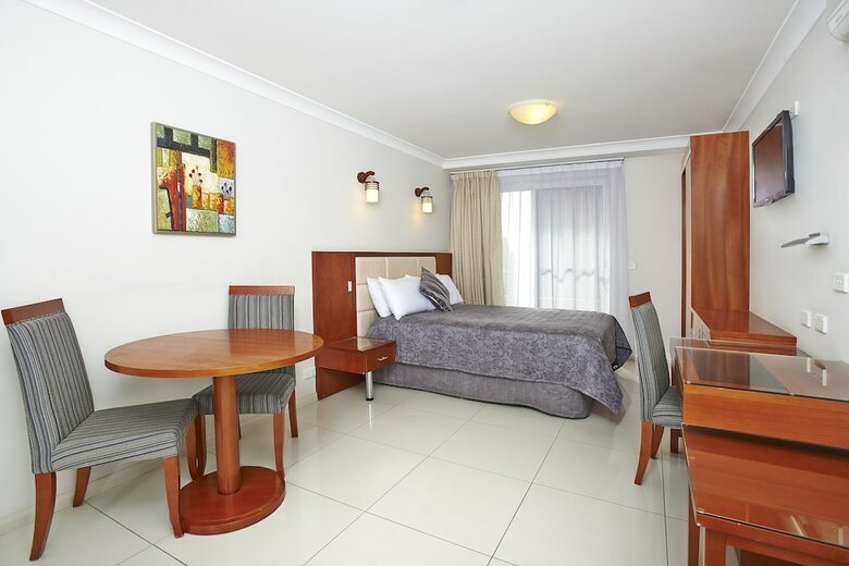 Aparthotel Comfort Inn & Suites Burwood