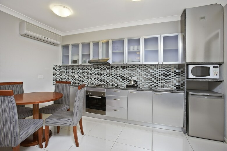 Aparthotel Comfort Inn & Suites Burwood