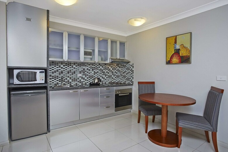 Aparthotel Comfort Inn & Suites Burwood