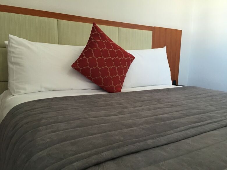 Aparthotel Comfort Inn & Suites Burwood