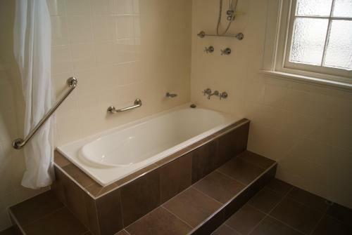 Palace Hotel Mortlake Sydney