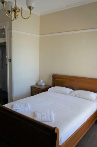 Palace Hotel Mortlake Sydney