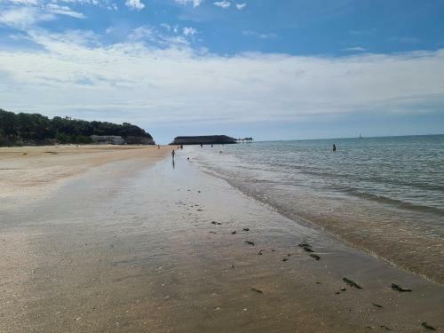Le Calme de La Nature � 8 Minutes Des Plages