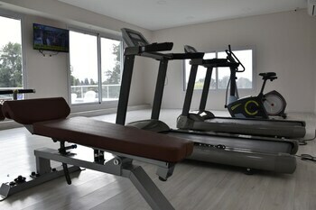 Hotel Howard Johnson Pilar Resort Spa & Convention Center