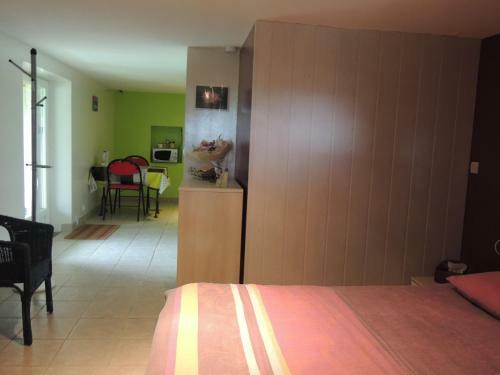 Hostal Les Conches, Chambres D'h�tes Et Gite