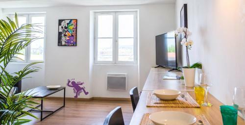 Apartamento Studio Avec Vue - Centre Ville - Pop- Wifi- Anatole