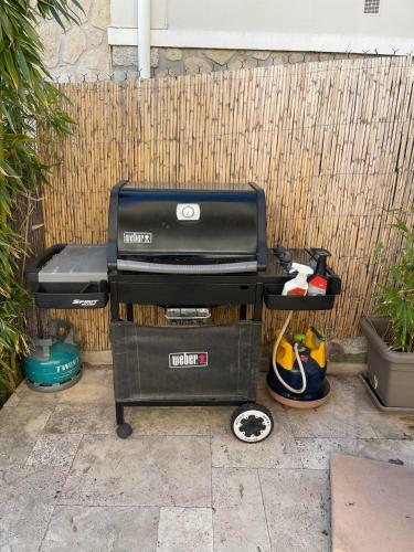 Apartamento Rdc De Maison Avec Terrasse Barbecue