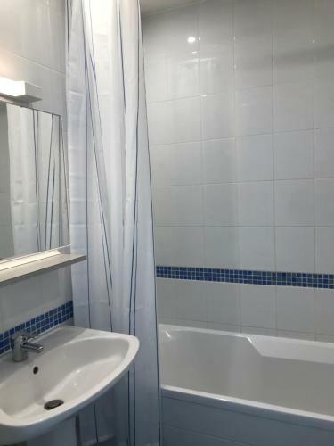 Apartamento Studio Piscine Et Vue Mer
