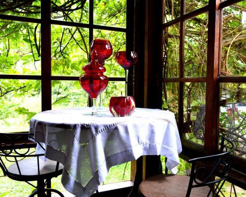 Hostal Pousada Recanto Do Pinheir�o
