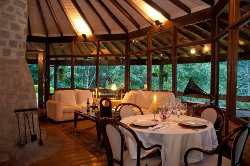 Hostal Pousada Tijup�