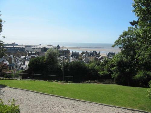 Apartamento Superbe Deux Pi�ces Vue Mer Avec Jardin