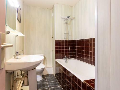 Apartment Le Parc De La Chaumi�re-6