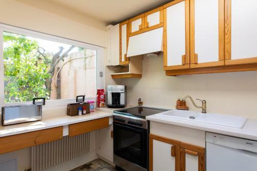 Haus Mit Garten �ber Der Bucht Von Cannes