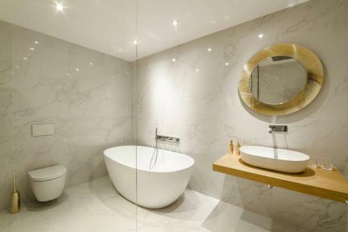 Luxury Villa With Spa In Golfe-juan - Sea View