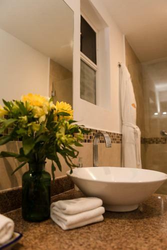 Villa Bella Bed & Breakfast Inn
