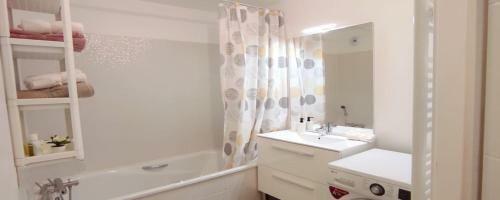 Business Apartment Velizy Free Parking By Servallgroup