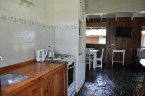 Lodge Caba�as Y Hosteria Aldea Los Huemules