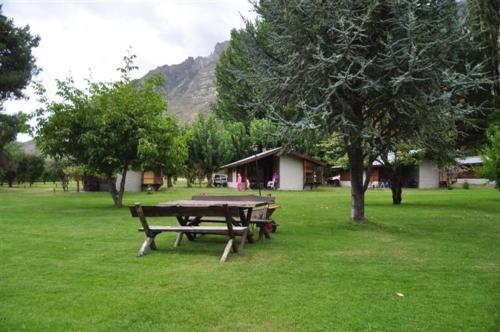 Lodge Caba�as Y Hosteria Aldea Los Huemules