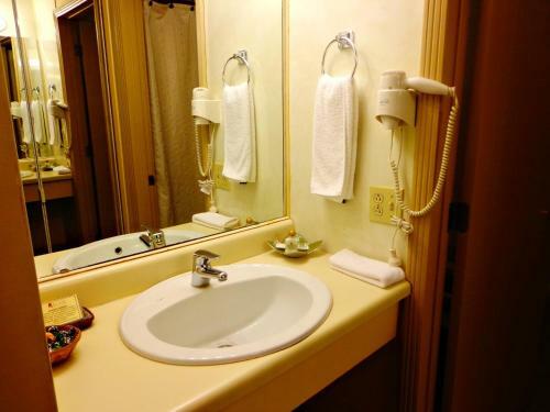 Bed & Breakfast Hotel De La Tour