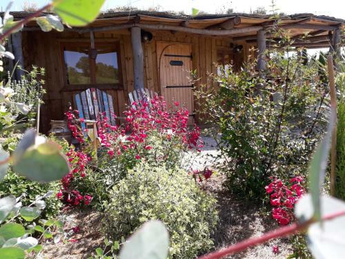 Bed & Breakfast Cabanes Tr�sors de Campagne,spas Privatifs