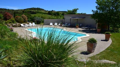 Bed & Breakfast Cabanes Tr�sors de Campagne,spas Privatifs