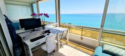 Apartamentos Vue Mer Panoramique Devant La Plage Au Calme!