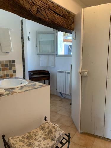 Hostal La Sarrasine
