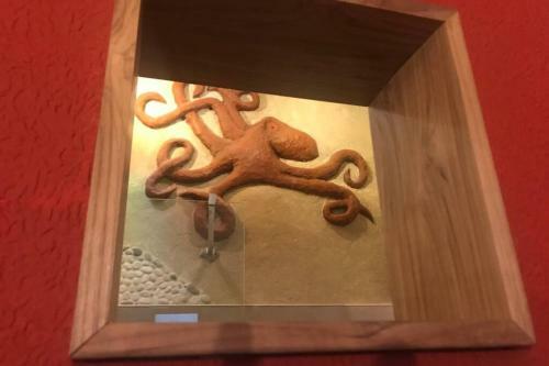 La Gargouille Des Corbi�res Cuve � Vin Habitable