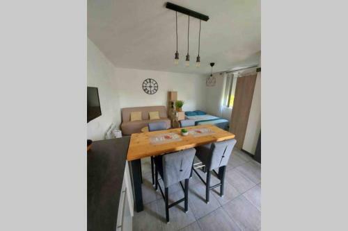 Apartamento Location Studio Entre Garrigue Et Mer