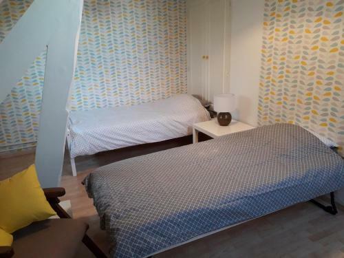 G�te Pour 8 - Axe Sedan Charleville