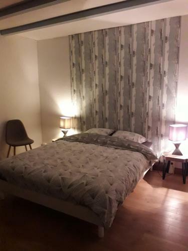 G�te Pour 8 - Axe Sedan Charleville