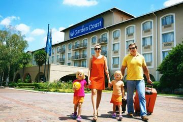 Hotel Garden Court Or Tambo