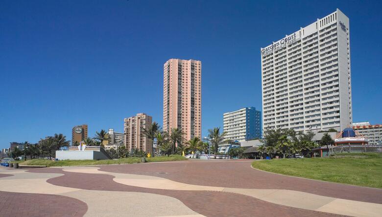 Hotel Garden Court South Beach